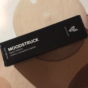 Younique Moodstruck liquid eyeshadow